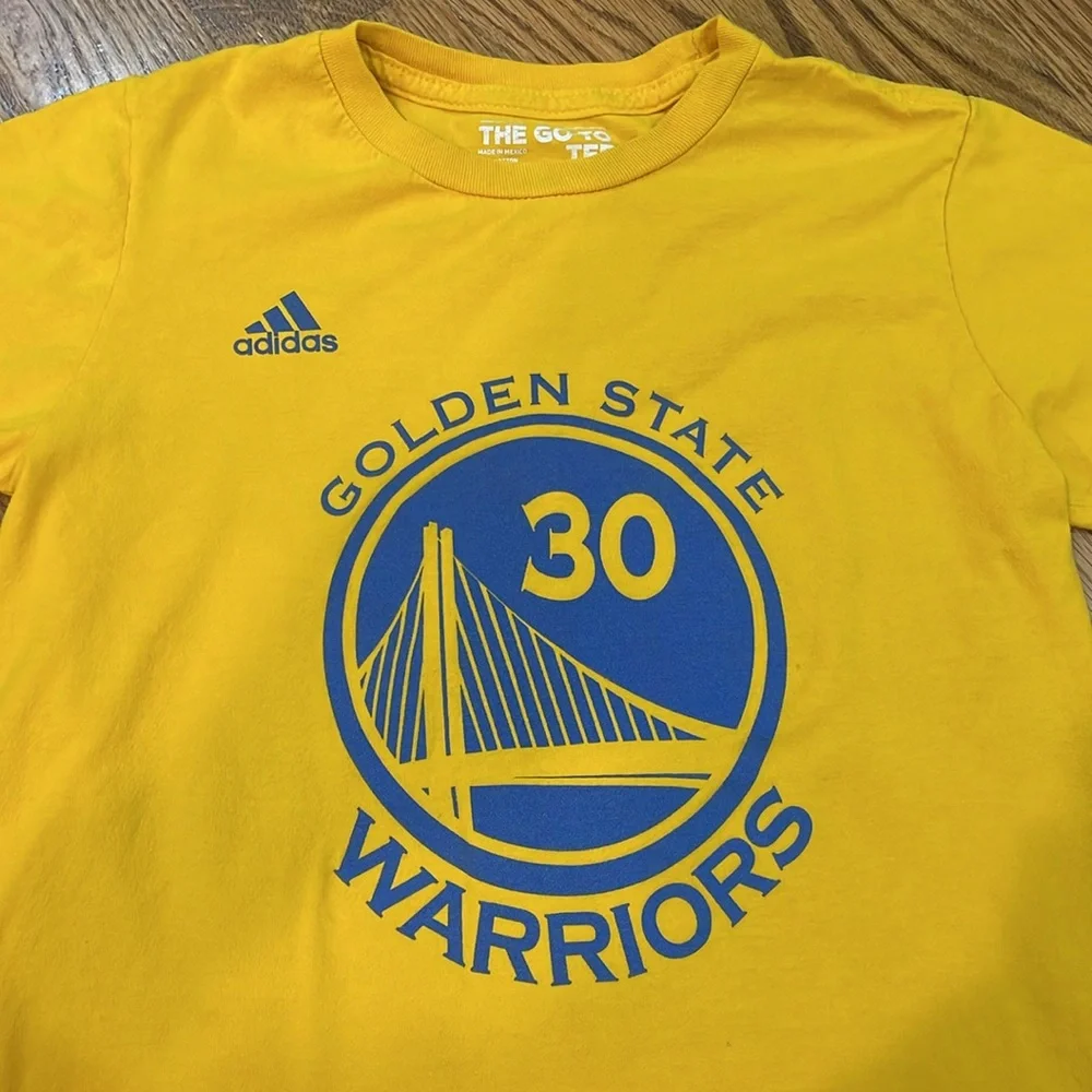 Steph Curry Golden State Warriors Adidas Shirt. Size S 8. Excellent Condition.
